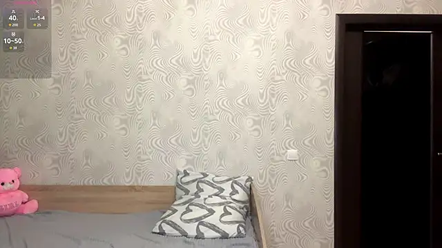 TianaWidell online show from 12/03/25, 02:15