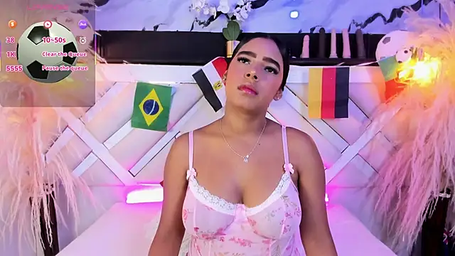 Zoe-Johnson  online show from 07/03/26, 09:21