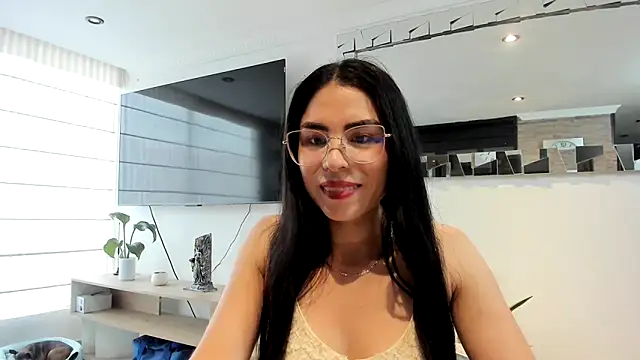 sasha jonne online show from 09/22/25, 09:28