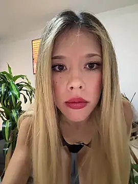 LunarAngel  online show from 04/06/26, 07:09