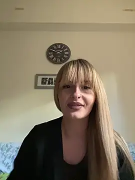 Sexy Bulgarian woman online show from 01/13/26, 11:48