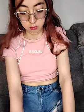 AnnieSparkle online show from 09/14/25, 12:21