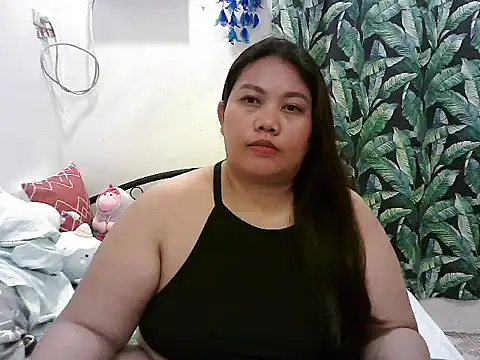 Snapshot of Bubble_Buns chatting on 10/18/25, 03:02 Bubble Buns online show from 10/18/25, 03:02