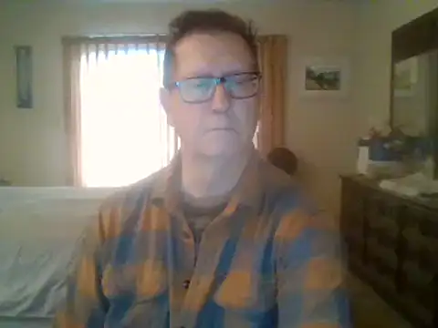 Snapshot of camminmichaellll chatting on 12/14/24, 05:58 camminmichaellll online show from 12/14/24, 05:58