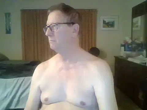 Snapshot of camminmichaellll chatting on 12/22/24, 02:06 camminmichaellll online show from 12/22/24, 02:06