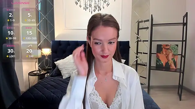 Snapshot of LoraSunnyy chatting on 09/13/25, 04:45 LoraSunnyy online show from 09/13/25, 04:45