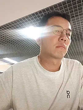 nnnnnan9527 online show from 09/17/25, 07:10