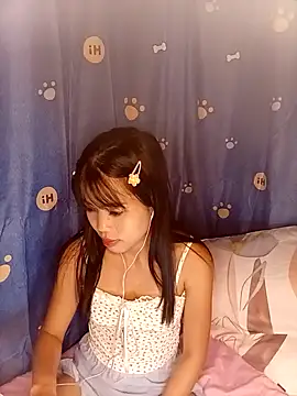 AnnewithanE online show from 10/30/25, 09:15