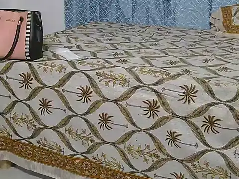 Its-ishikaa online show from 09/24/25, 04:16