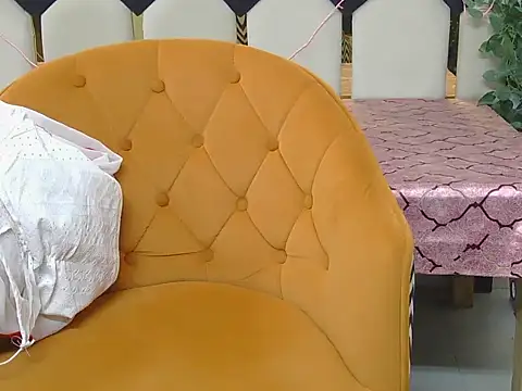 Its-ishikaa online show from 10/26/25, 04:07