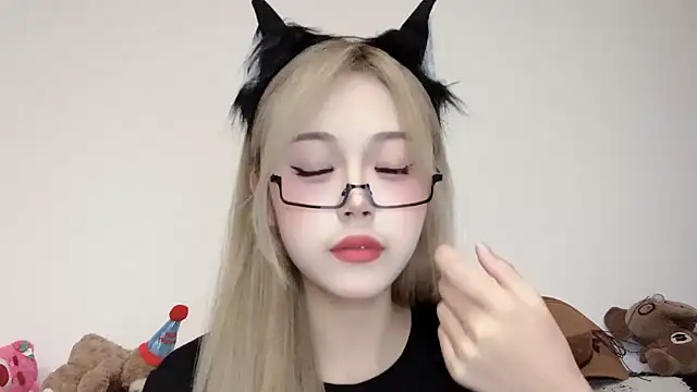 XingKongCOCO-107 online show from 10/22/25, 11:32