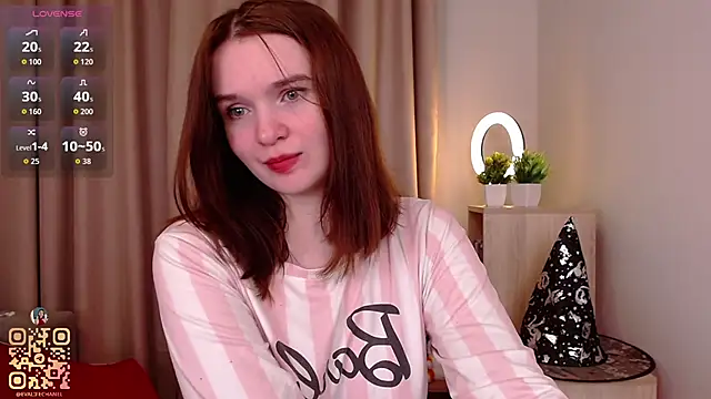 EvaJackson111 online show from 10/19/25, 02:18