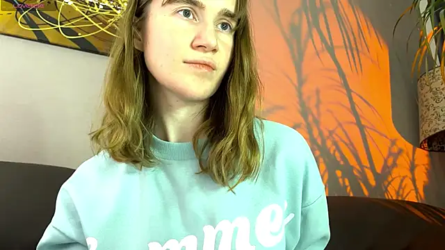 velina   online show from 09/25/25, 07:50