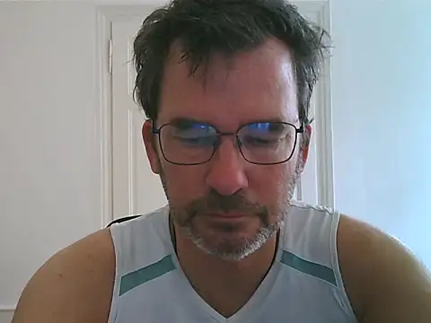 Snapshot of stallionrider88 chatting on 10/03/25, 12:57 stallionrider88 online show from 10/03/25, 12:57