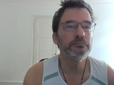 Snapshot of stallionrider88 chatting on 10/05/25, 11:19 stallionrider88 online show from 10/05/25, 11:19