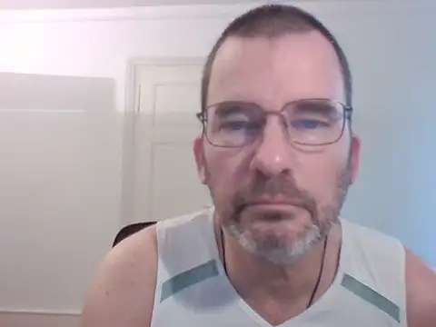 Snapshot of stallionrider88 chatting on 10/25/25, 12:13 stallionrider88 online show from 10/25/25, 12:13