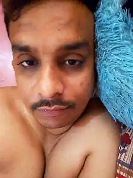 Snapshot of Nihaal17 chatting on 10/15/25, 04:01 Nihaal17 online show from 10/15/25, 04:01