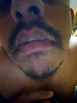 Snapshot of Nihaal17 chatting on 11/09/25, 05:44 Nihaal17 online show from 11/09/25, 05:44