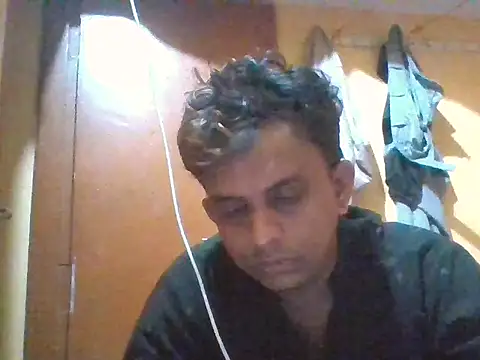 Snapshot of Nihaal17 chatting on 11/16/25, 12:27 Nihaal17 online show from 11/16/25, 12:27