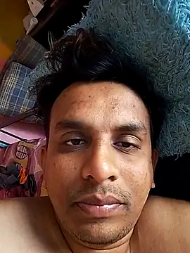 Snapshot of Nihaal17 chatting on 11/17/25, 04:07 Nihaal17 online show from 11/17/25, 04:07