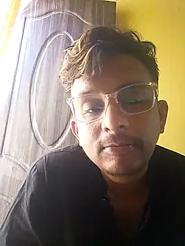 Snapshot of Nihaal17 chatting on 11/22/25, 04:22 Nihaal17 online show from 11/22/25, 04:22