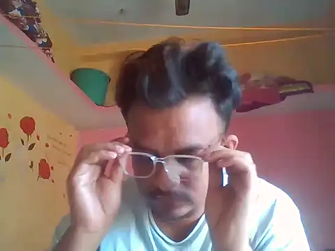 Snapshot of Nihaal17 chatting on 12/03/25, 03:03 Nihaal17 online show from 12/03/25, 03:03