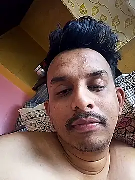 Snapshot of Nihaal17 chatting on 12/21/25, 04:52 Nihaal17 online show from 12/21/25, 04:52