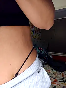 Filthymaddymilfy25 online show from 02/05/26, 05:45