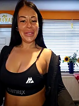 Filthymaddymilfy25 online show from 03/24/26, 11:59