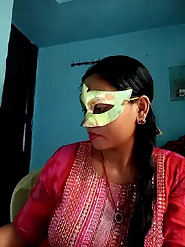 Snapshot of Mast-Haseena chatting on 07/02/26, 10:10 Mast-Haseena online show from 07/02/26, 10:10