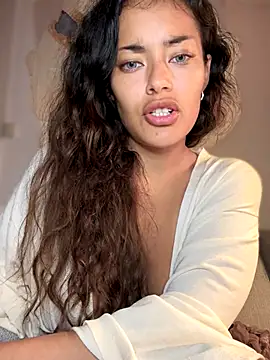 Snapshot of Risky_Workouts chatting on 09/14/25, 10:42 Risky Workouts online show from 09/14/25, 10:42