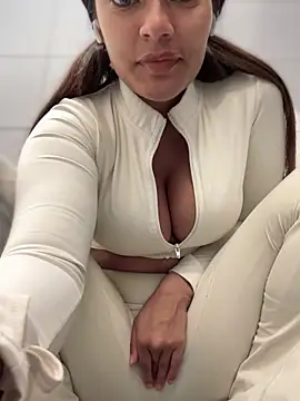 Snapshot of Risky_Workouts chatting on 09/25/25, 09:57 Risky Workouts online show from 09/25/25, 09:57