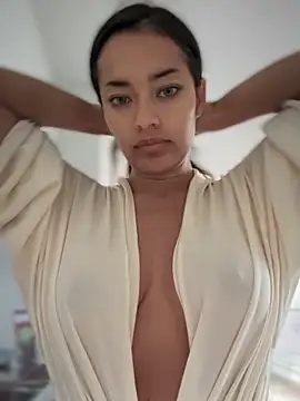 Snapshot of Risky_Workouts chatting on 10/21/25, 08:48 Risky Workouts online show from 10/21/25, 08:48