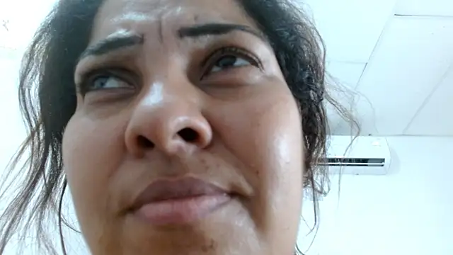 69smallstar online show from 11/24/25, 06:18