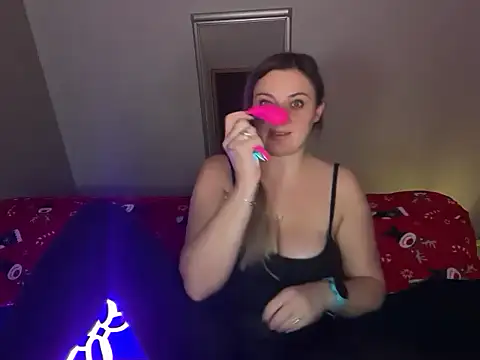 Velvetwitch87 online show from 12/17/25, 06:14