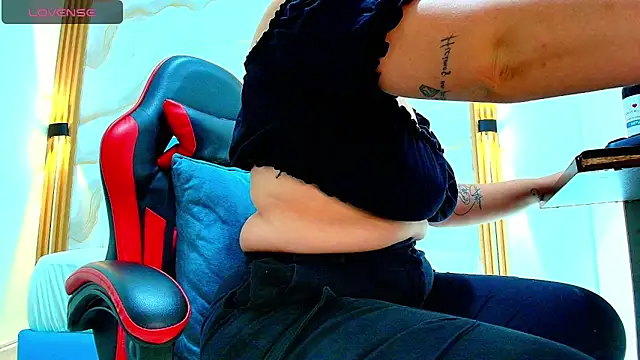 anapau cooper online show from 04/17/26, 04:59