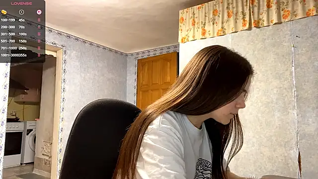 Lia rise online show from 10/03/25, 02:58