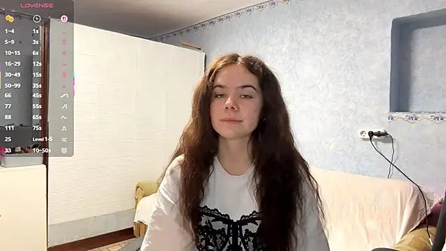 Lia rise online show from 11/28/25, 03:04