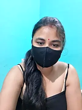 Snapshot of DivyaBhabhi69@xh chatting on 06/11/26, 05:33 DivyaBhabhi69xh online show from 06/11/26, 05:33