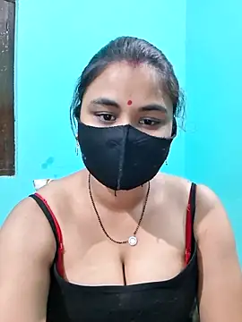 Snapshot of DivyaBhabhi69@xh chatting on 06/16/26, 07:05 DivyaBhabhi69xh online show from 06/16/26, 07:05