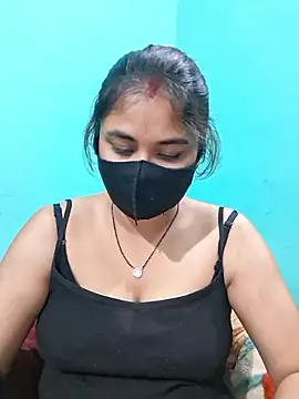 Snapshot of DivyaBhabhi69@xh chatting on 06/19/26, 08:23 DivyaBhabhi69xh online show from 06/19/26, 08:23