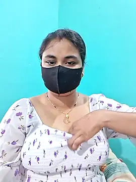 Snapshot of DivyaBhabhi69@xh chatting on 07/08/26, 05:34 DivyaBhabhi69xh online show from 07/08/26, 05:34
