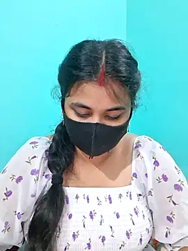Snapshot of DivyaBhabhi69@xh chatting on 07/11/26, 11:50 DivyaBhabhi69xh online show from 07/11/26, 11:50