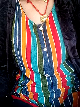 Hot tin74 online show from 11/01/25, 06:48