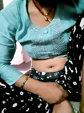 Hot tin74 online show from 02/02/26, 06:39