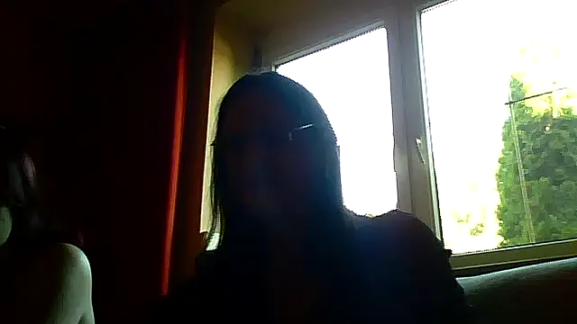 Snapshot of Cleohot1977 chatting on 04/11/26, 01:59 Cleohot1977 online show from 04/11/26, 01:59