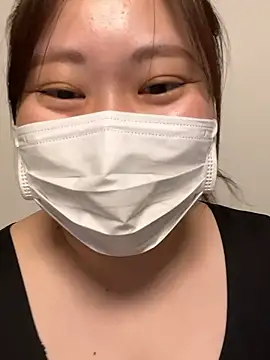 Snapshot of shimera-nohime25 chatting on 11/27/25, 10:06 shimera-nohime25 online show from 11/27/25, 10:06