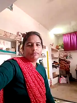 Snapshot of Suhani_hot12 chatting on 02/06/26, 06:29 Suhani hot12 online show from 02/06/26, 06:29