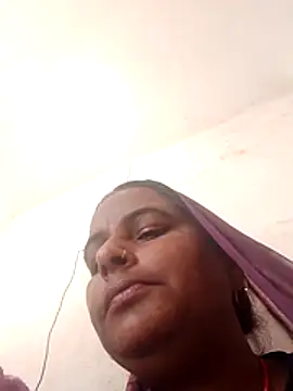 Snapshot of Suhani_hot12 chatting on 02/08/26, 04:38 Suhani hot12 online show from 02/08/26, 04:38