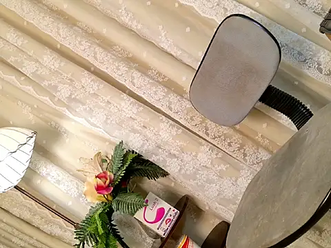 PrettyStranger online show from 03/29/26, 05:40